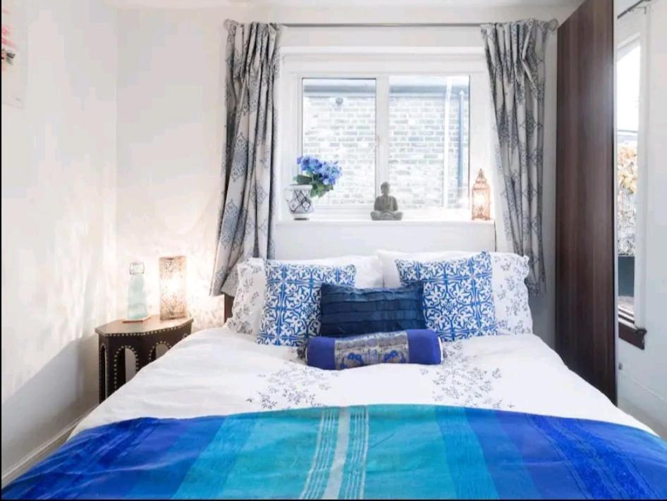 Stylish Room With Private Bath & Terrace In Super Central Clapham Junction Minutes From Victoria, Waterloo لندن المظهر الخارجي الصورة